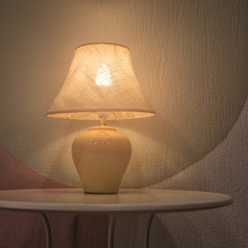 Table lamp
